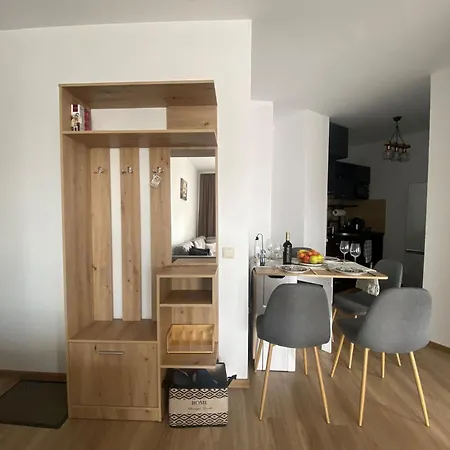 Barosa Royal Towers * バンスコ