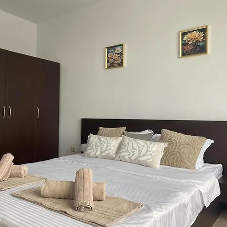 Barosa Royal Towers アパート *