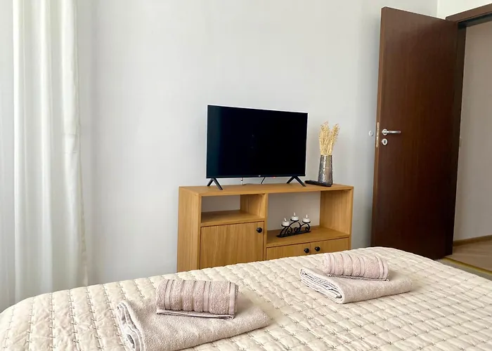 Barosa Royal Towers * バンスコ