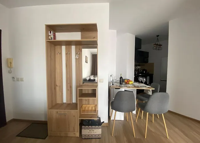 Barosa Royal Towers * バンスコ